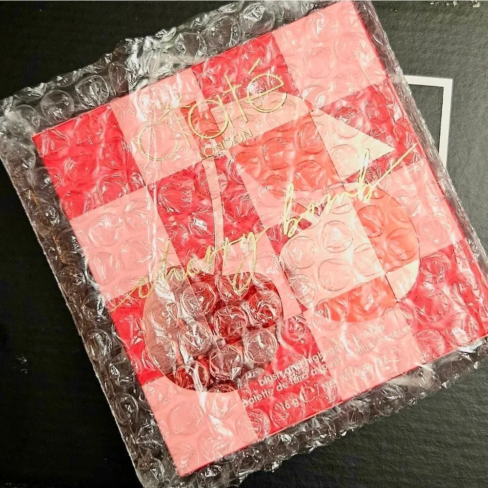 CIATE LONDON Cherry Bomb Blush & Highlighter Palette NEW light medium